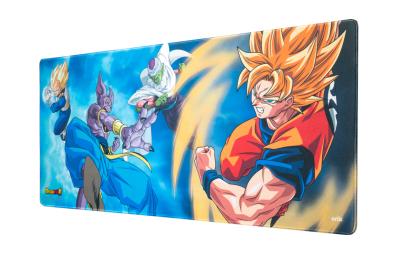 Bild på musmatta Dragon ball 2 i färgerna Blå, Orange, Rosa, Svart och Vit från Dragon Ball mot vit bakgrund.