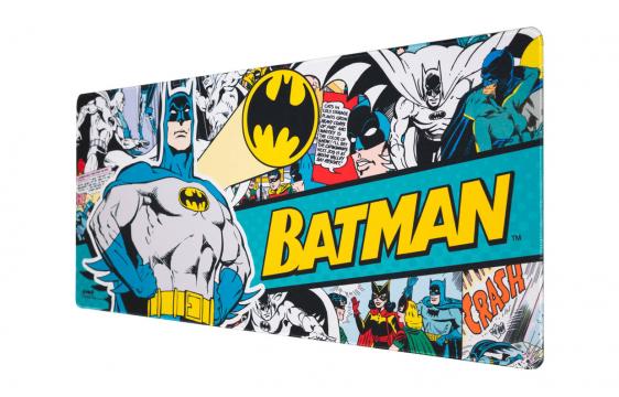 Bild på musmatta DC Comics Batman i färgerna Blå, Svart och Vit mot vit bakgrund.