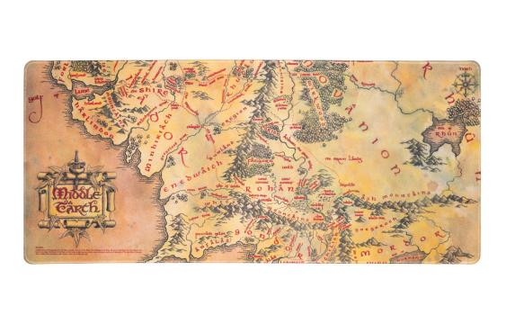 Bild på musmatta Sagan om ringe karta XL i färgerna Orange och Röd från The Lord of the Rings mot vit bakgrund.