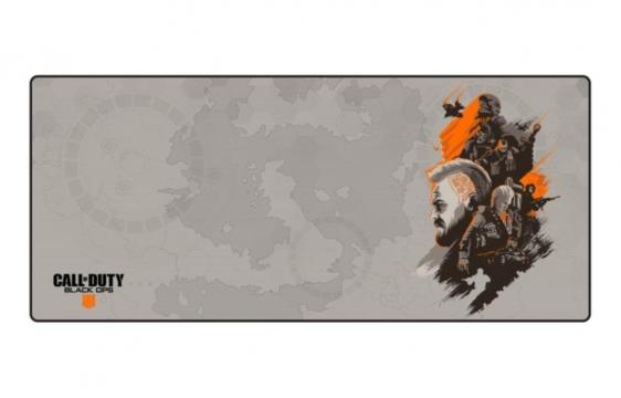 Bild på musmatta Call of Duty Black Ops 4 Specialist i färgerna Grå, Orange och Svart från Call of Duty mot vit bakgrund.